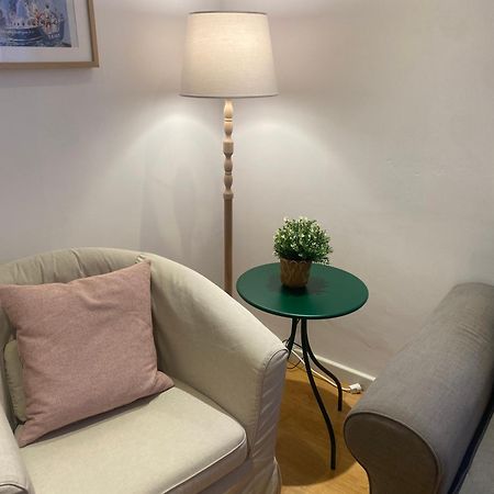 2 Bedroom Virgen De Begona Sevilla Buitenkant foto