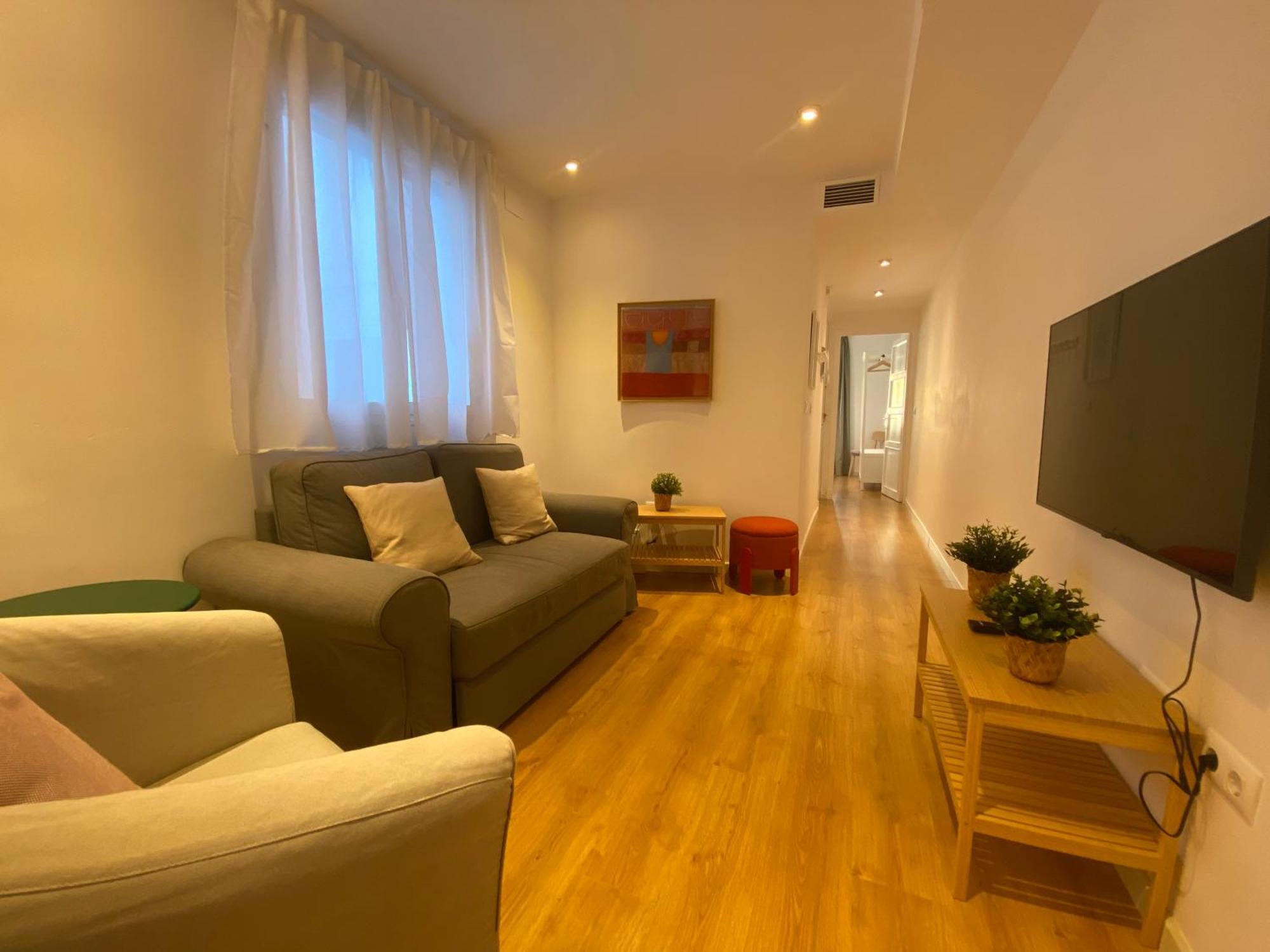 2 Bedroom Virgen De Begona Sevilla Buitenkant foto