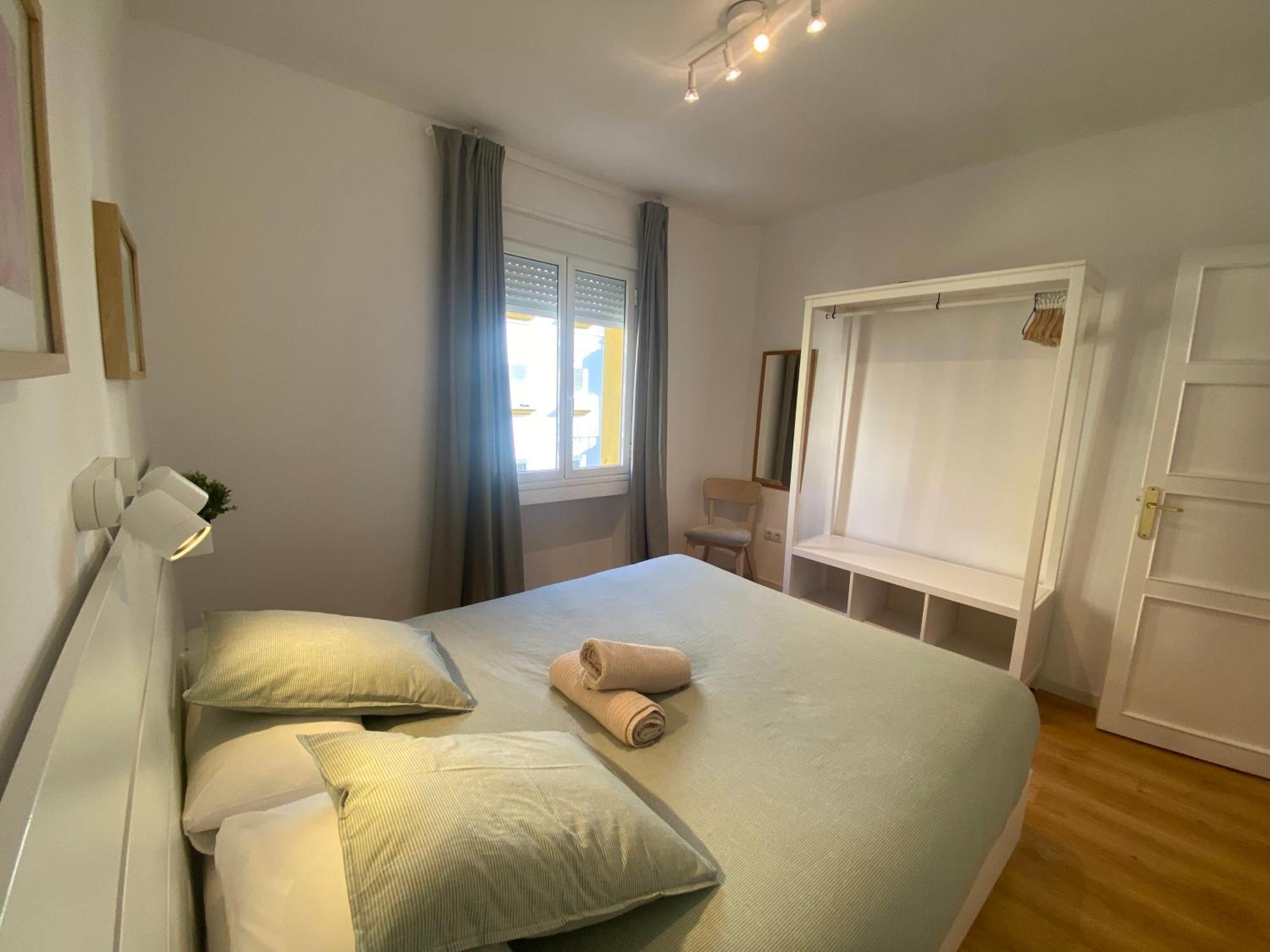 2 Bedroom Virgen De Begona Sevilla Buitenkant foto